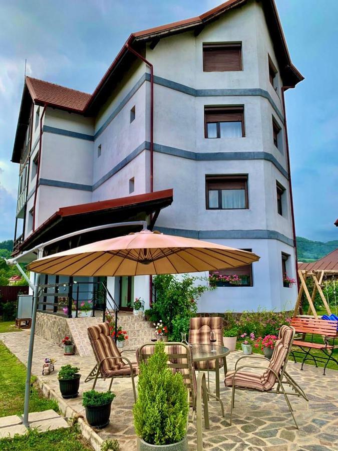 Hotel Pensiunea Xandra Corbi Exterior foto